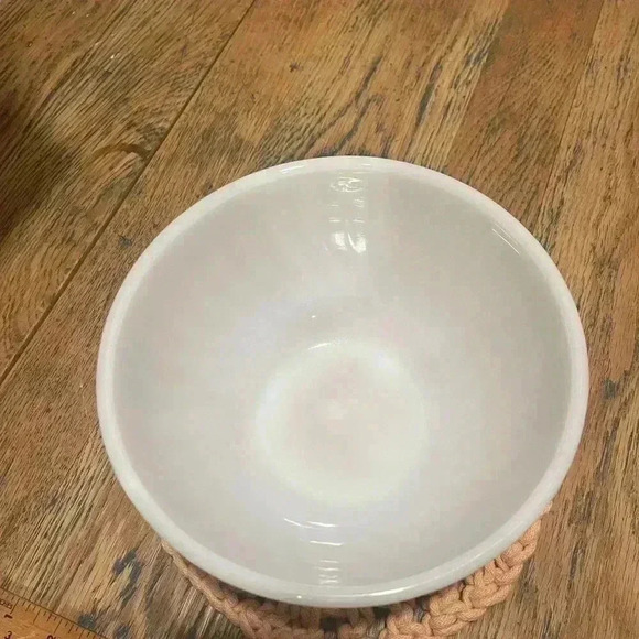 Vintage Fire King  Oven Ware Small 14 Mixing Bowl White Swirl - Picture 2 of 6